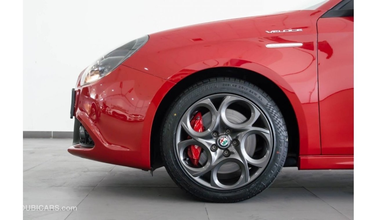 ألفا روميو جوليتا فيلوتشي فيلوتشي فيلوتشي 2019 Alfa Romeo Giulietta Veloce / Alfa Romeo Warranty & Service Pack 120k k