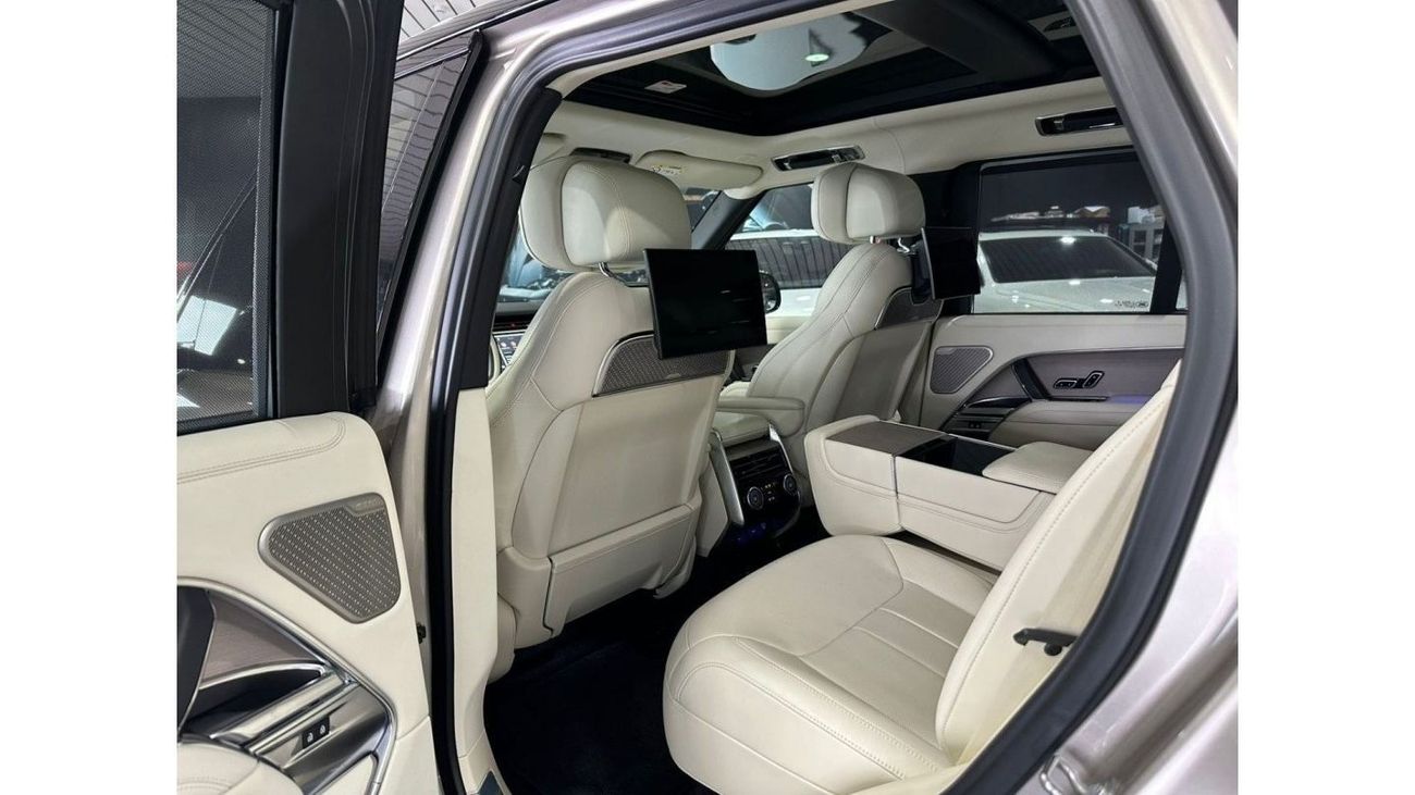 Land Rover Range Rover First Edition