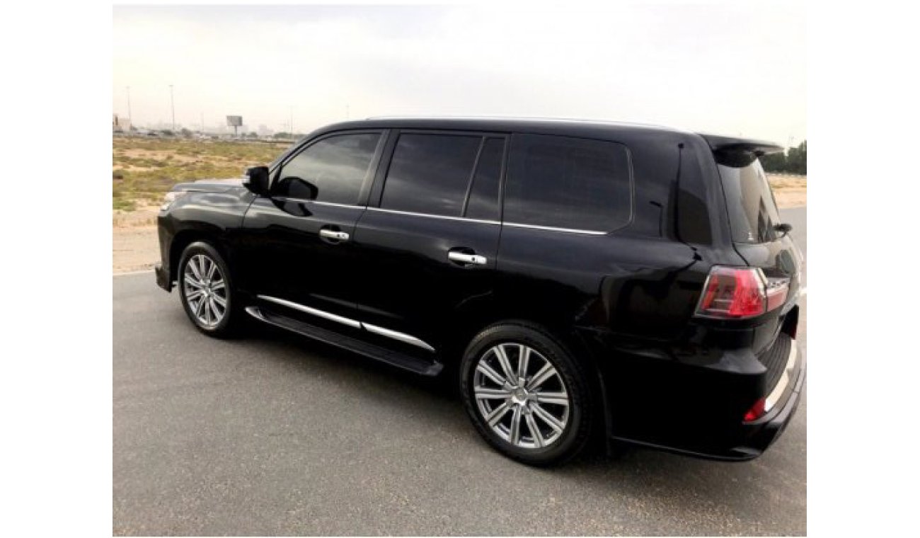 Lexus LX570