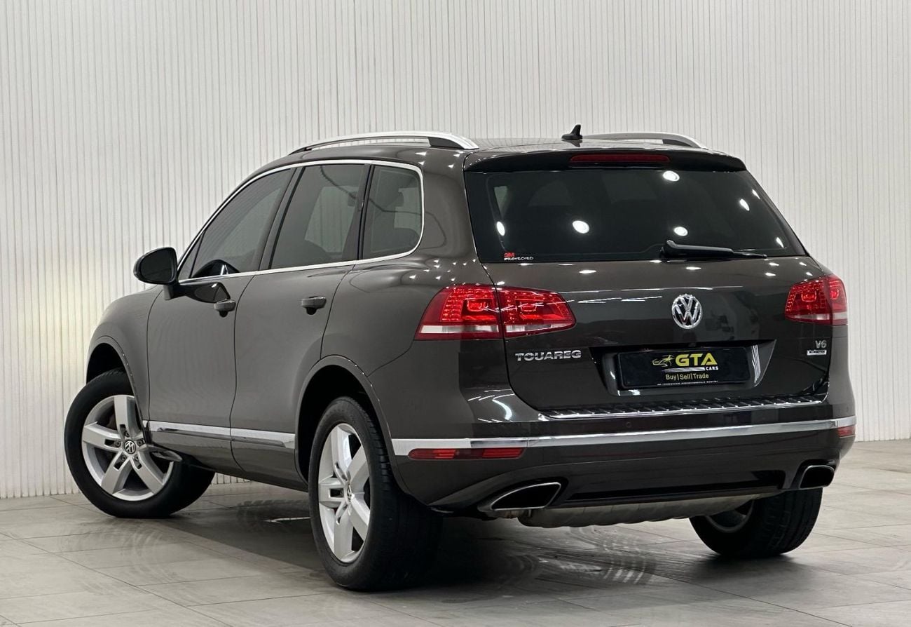 Volkswagen Touareg 2016 Volkswagen Touareg, Service History, Excellent Condition, GCC