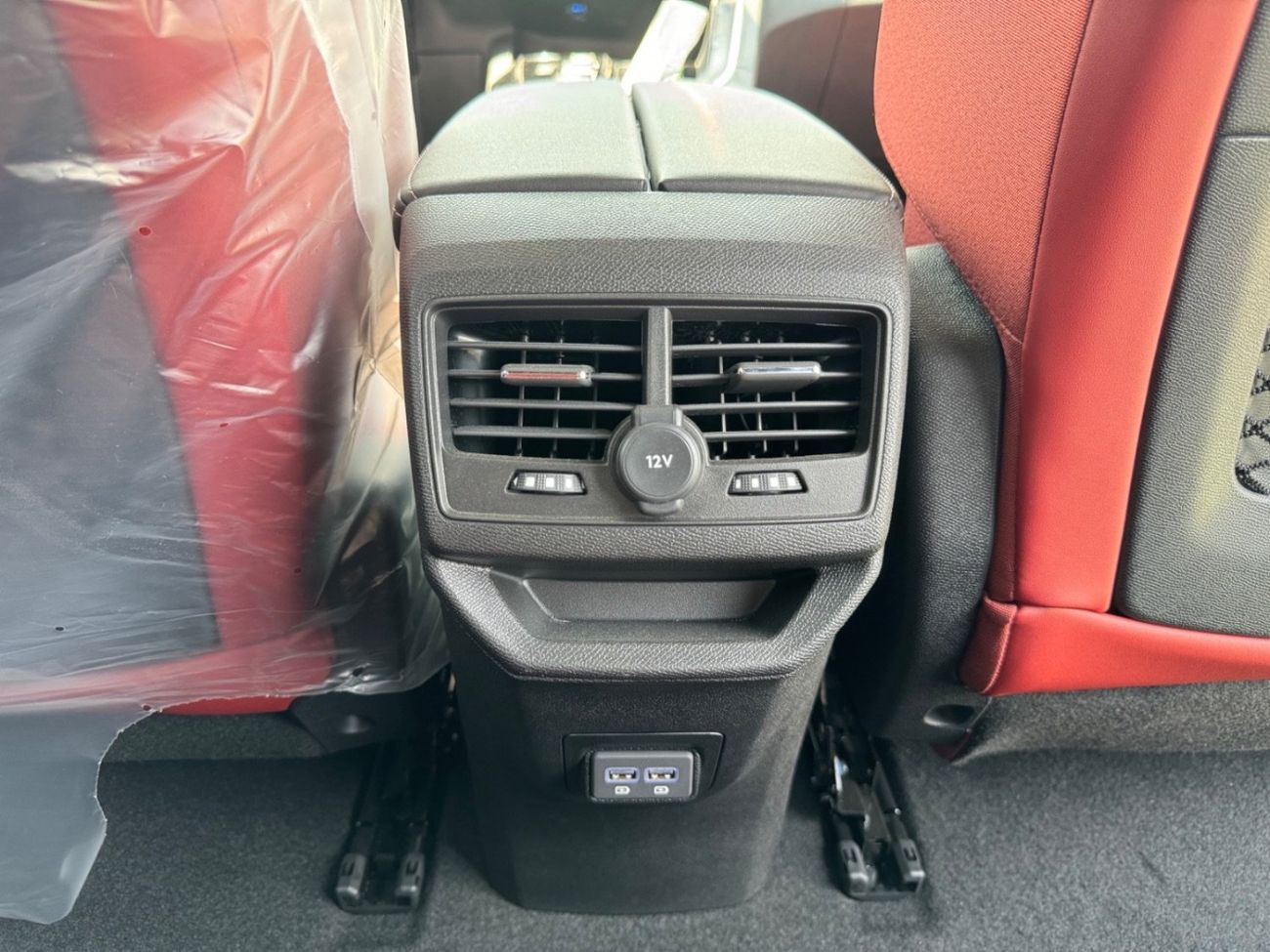 Peugeot 3008 PEUGEOT 3008 GT - 1.6T -  (2025 MODEL) GCC specs