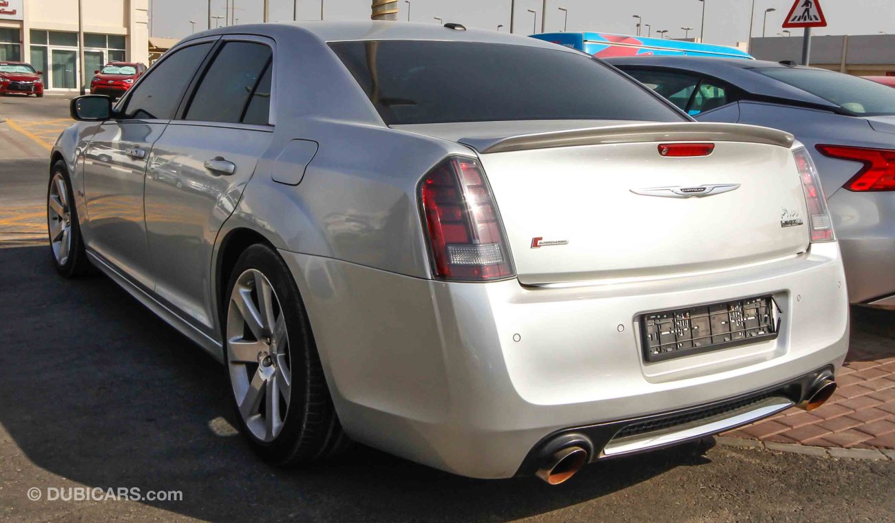 Chrysler 300C SRT8