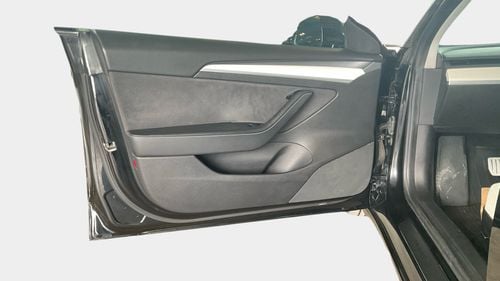 تسلا موديل 3 Performance (Dual Motor) | شامل الضمان | 0 ﺪﻔﻋﺓ ﺃﻮﻟﻯ