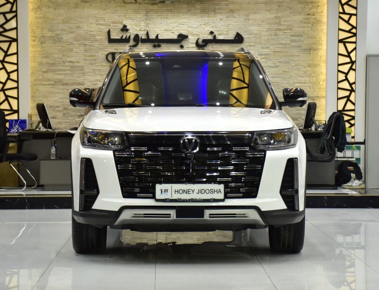 تشنجان CS95 EXCELLENT DEAL for our Changan CS95 4WD ( 2025 Model ) in White Color GCC Specs