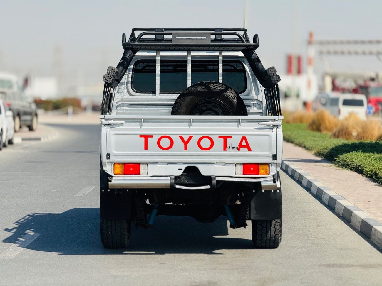 Toyota Land Cruiser Pick Up Land Cruiser double cabin V8