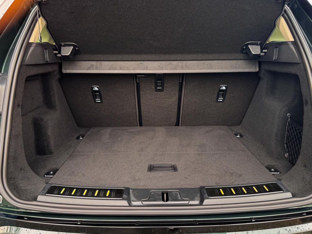 لاند روفر رانج روفر إيفوك Land Rover Range Rover Evoque SE P250 Dynamic 2.0L