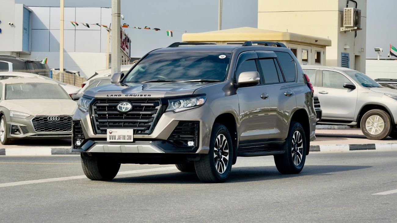 تويوتا برادو LIMGENE BODY KIT INSTALLED | SUNROOF | 2.8L DIESEL ENGINE | 2018