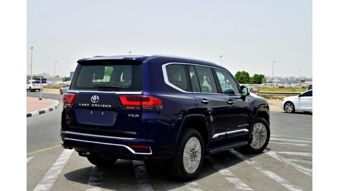 تويوتا لاند كروزر VXR V6 4.0L Petrol Automatic Full Option