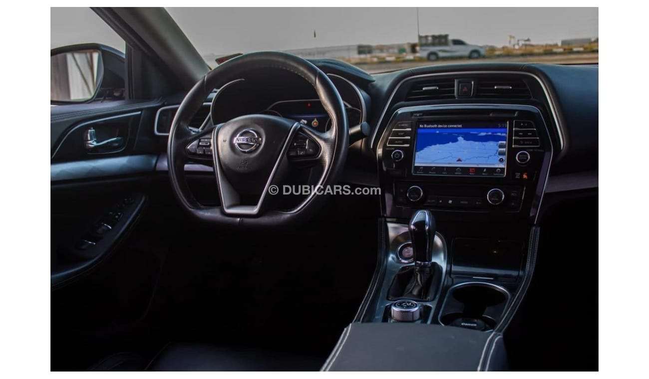 نيسان ماكسيما نيسان مكسيما SV هو : 2017 الممشى : 141.000 كم السعر : 35000 درهم 6 سلندر 3.5 ليتر مواصفات أمريكيه فل