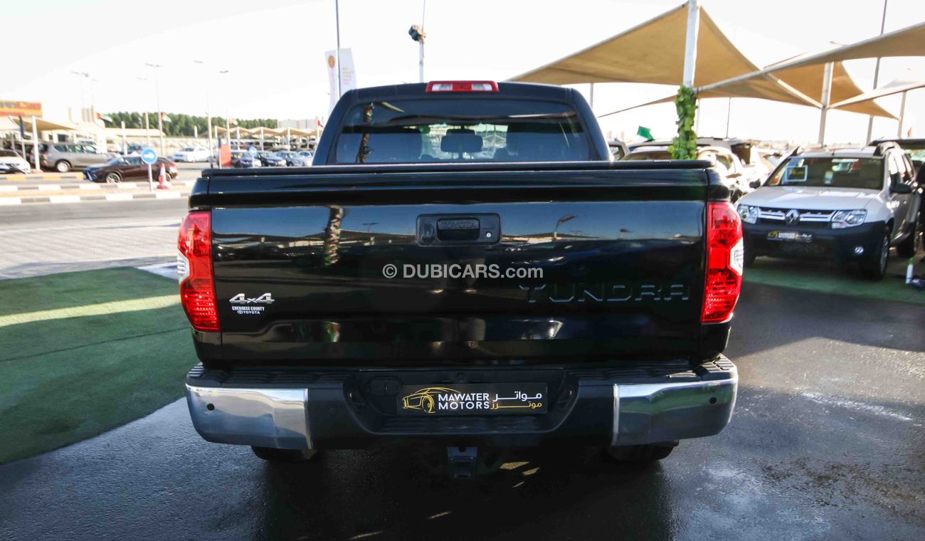 Toyota Tundra 5.7L V8 4X4 Limited