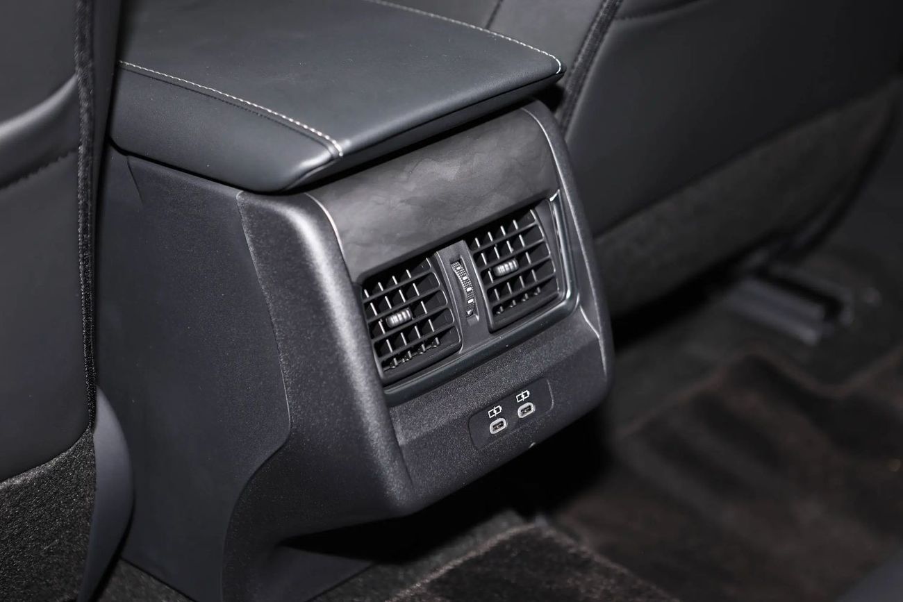 تويوتا كامري 2.0 G Premium Petrol Specs Export Price Can Be Register Locally