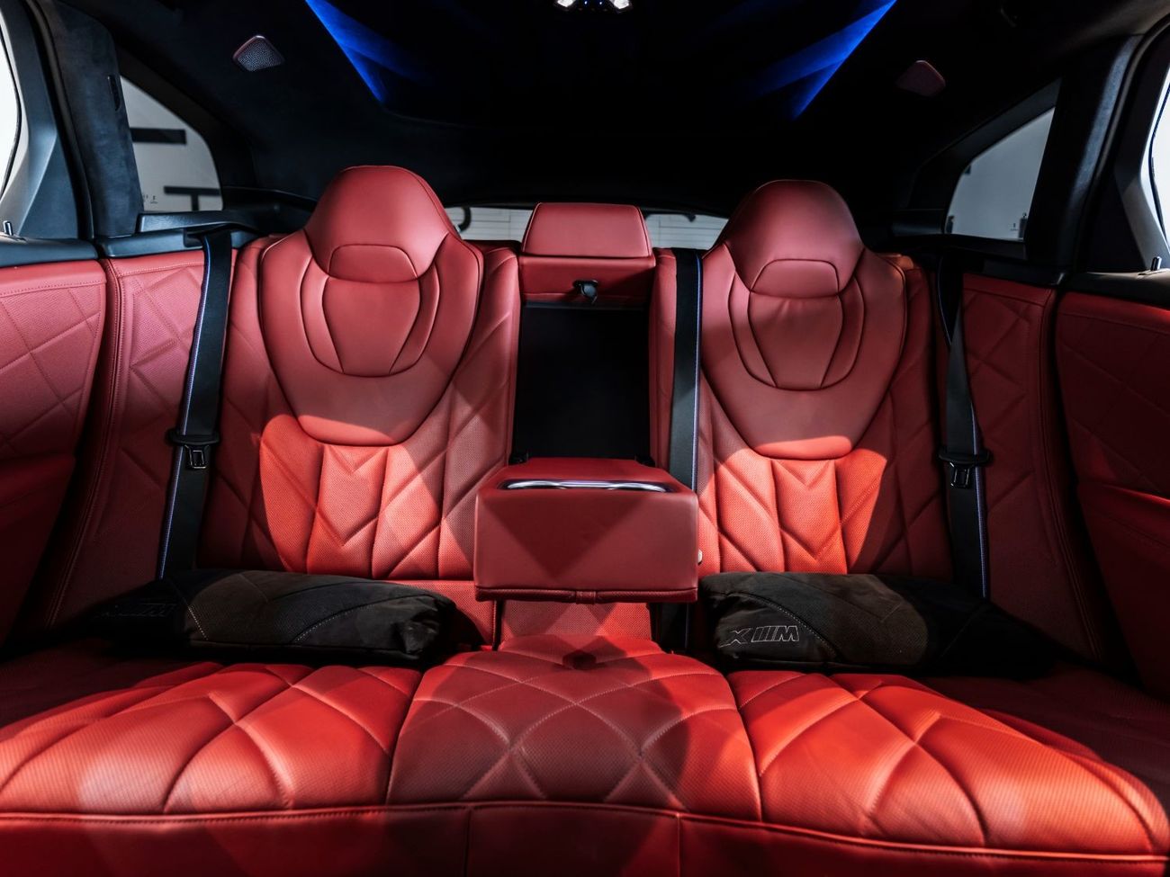 بي أم دبليو XM 2023 BMW XM, Warranty Until April 2025, Service Contract Until April 2027, Low KM, GCC