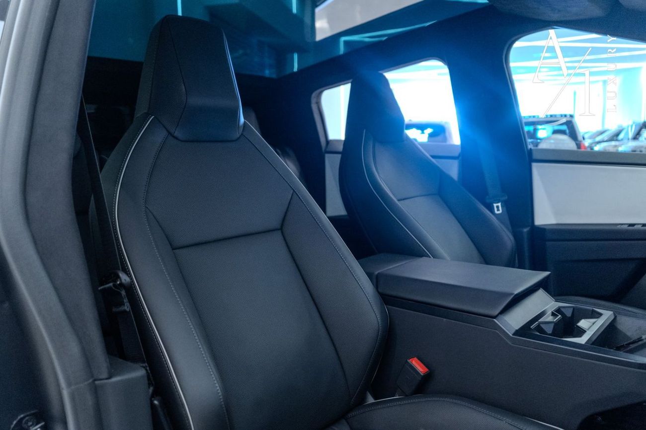 Tesla Cybertruck Foundation Series 2024 Tesla Cybertruck, Warranty, Fully Loaded, Very Low Kms, Clean Title