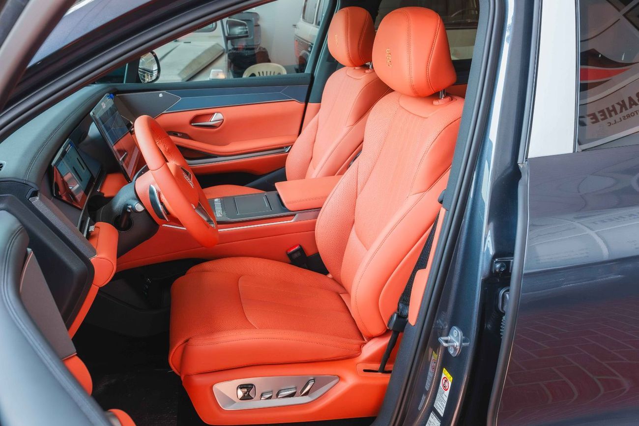 بي واي دي تانغ ل EV RWD