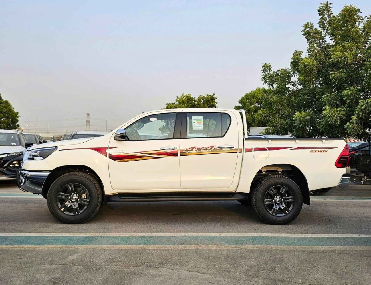 تويوتا هيلوكس SR5 GLXS-V EXL WIDE BODY / 2.7L PETROL A/T / FR&RR CHROME BUMPERS / (CODE#GLXS-V)