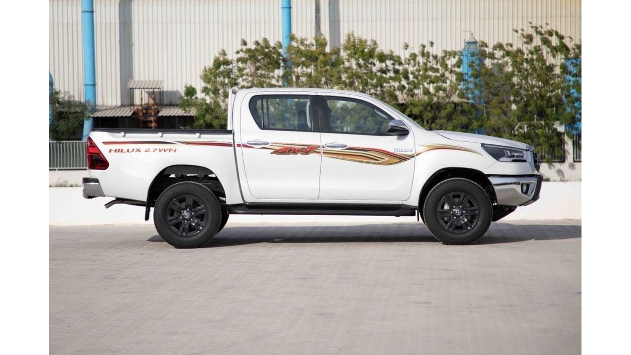Toyota Hilux 2024 Toyota Hilux 2.7L GLXS-G DC WB 4X4 - Platinum White Pearl inside Maroon