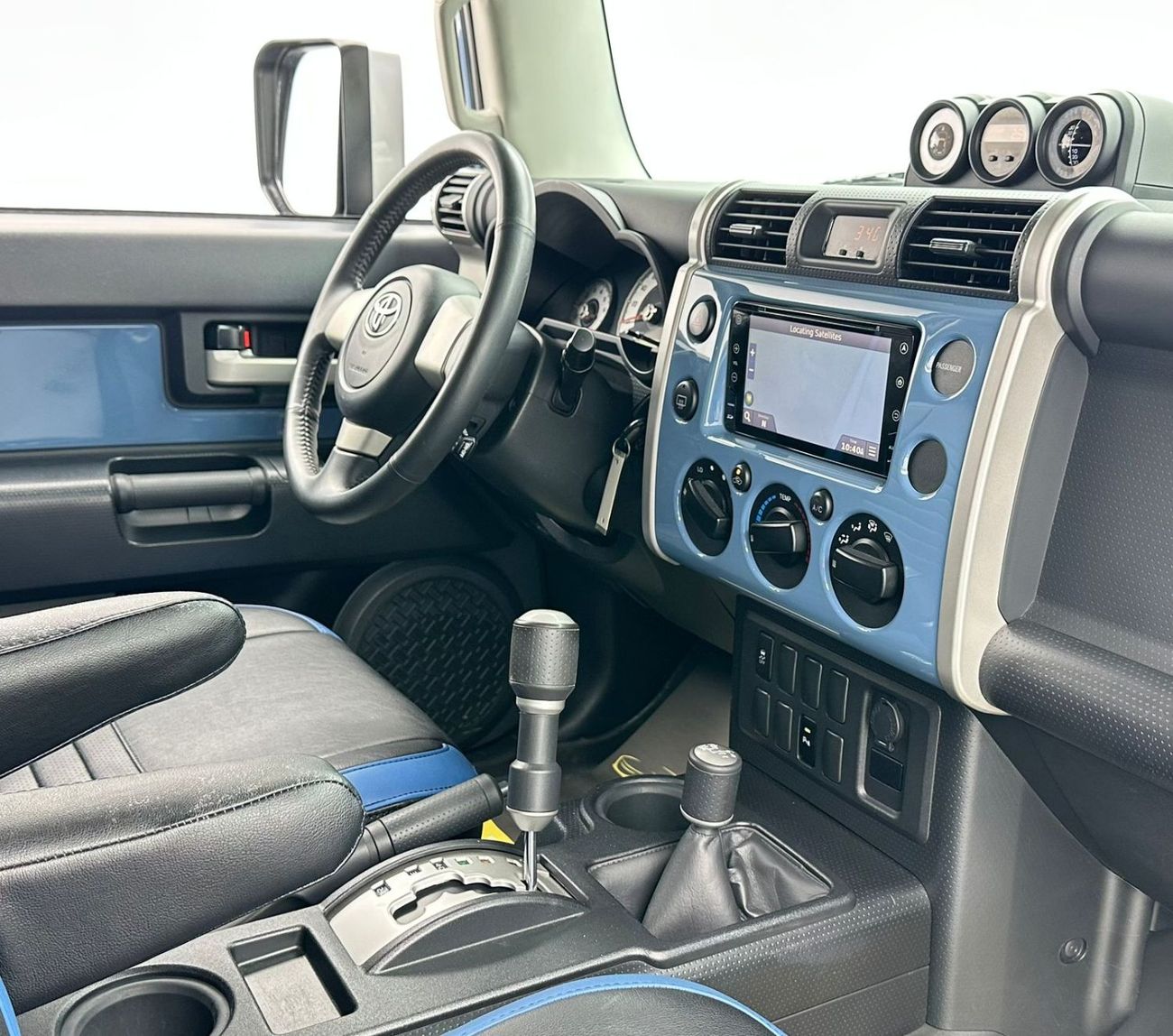 تويوتا إف جي كروزر 2018 Toyota FJ Cruiser GXR, Toyota Full Service History, Excellent Condition, GCC