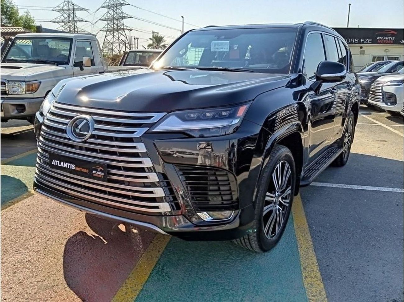 Lexus LX 600 Signature LEXUS LX 600 SIGNTURE BLACK/RED