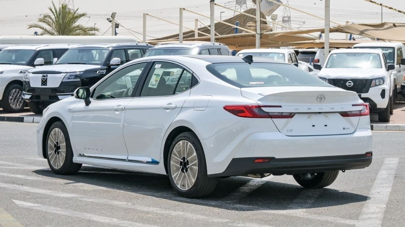 Toyota Camry Toyota Camry LE 2.5L Hybrid, Panorama - 2025 (Export)