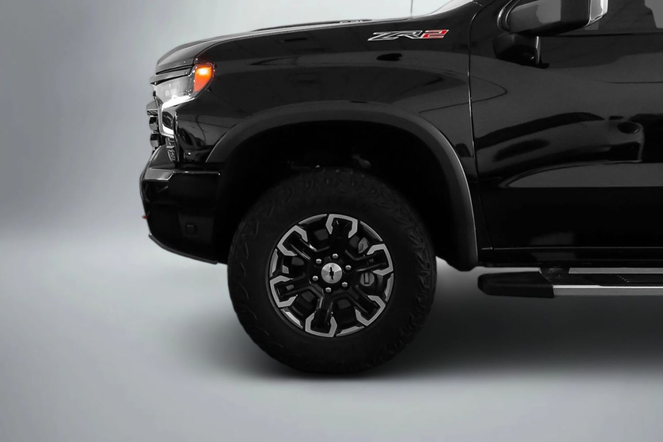 شيفروليه سيلفارادو ZR2 6.2