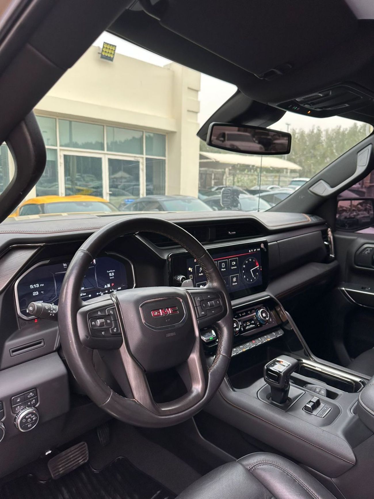 جي أم سي سييرا جي ام سي سييرا AT4 خليجي صبغ وكاله تشييكات وكاله بحاله ممتازه