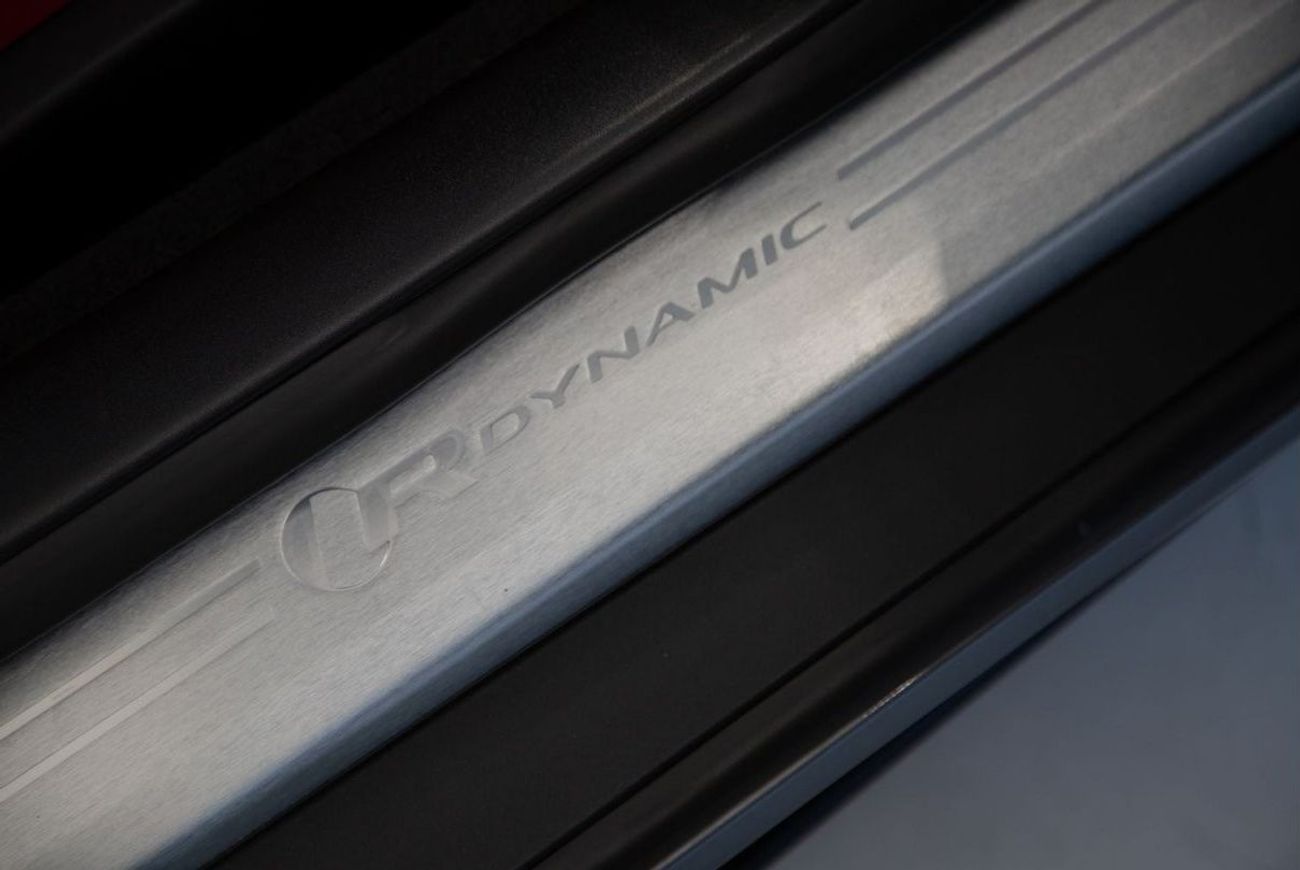 جاكوار F Type R-ديناميك  P450