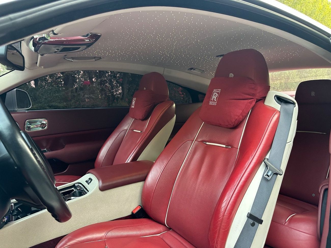 رولز رويس واريث 2015 Rolls Royce Wraith | GCC Specs | 6.6L V12 | 624 HP | 109K KM | Starlight Headliner | Excellent