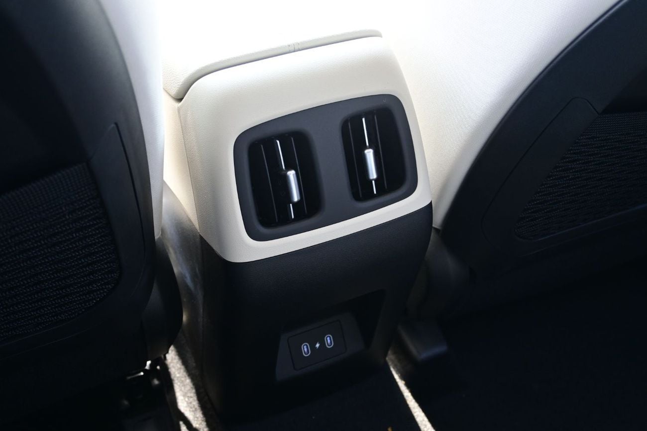 هيونداي توسون Hyundai Tucson 2.0L Petrol, FWD, Model 2025, Color White