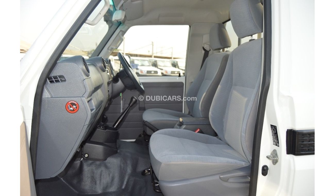 Toyota Land Cruiser Pick Up Full option clean car