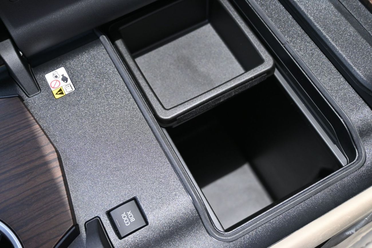 تويوتا لاند كروزر GXR 3.5L