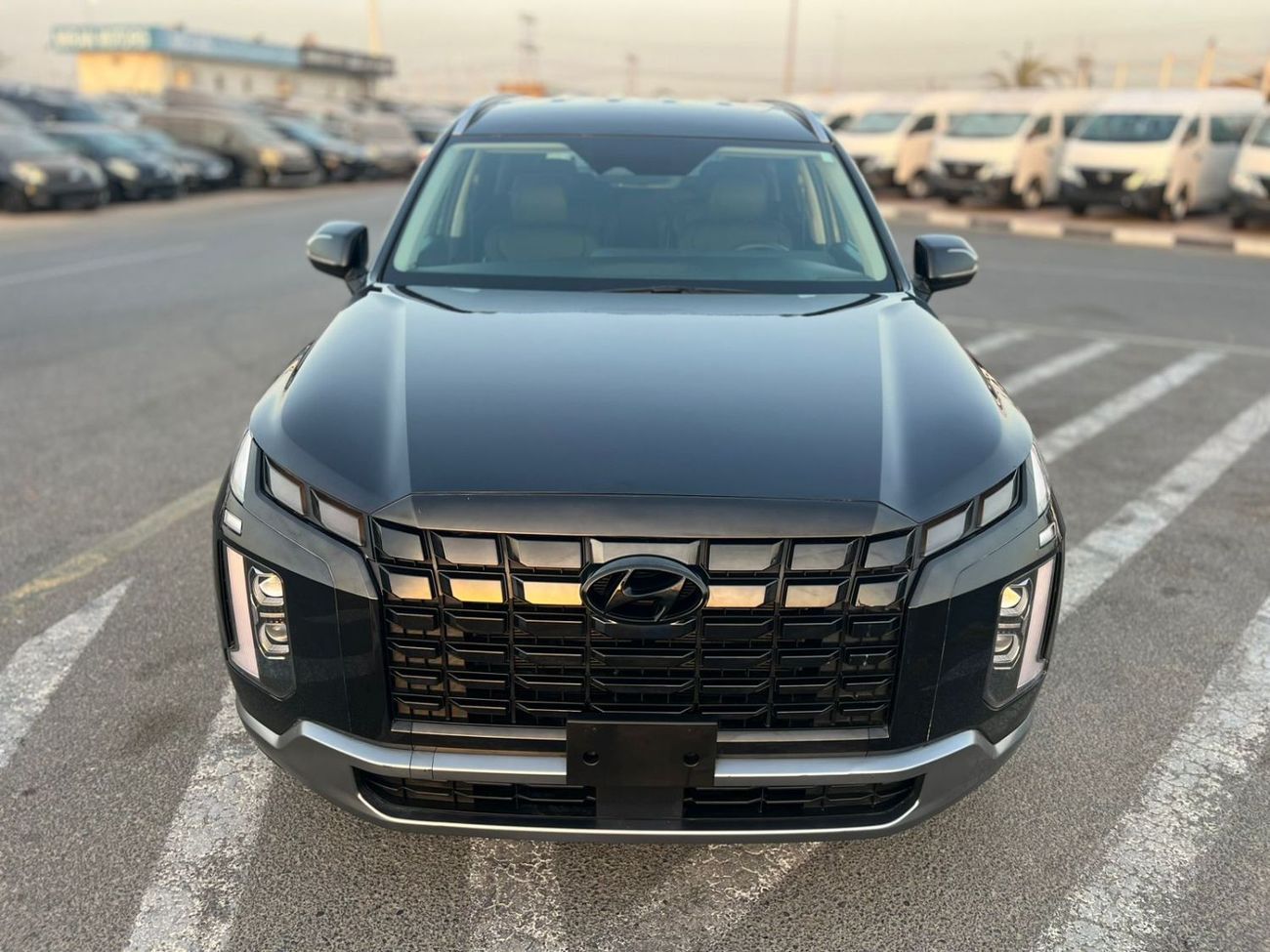 Hyundai Palisade 2024 Hyundai Palisade Sel - 3.8L V6 - Auto Trunk - Leather & Electric Seats - Key Engine Start Optio