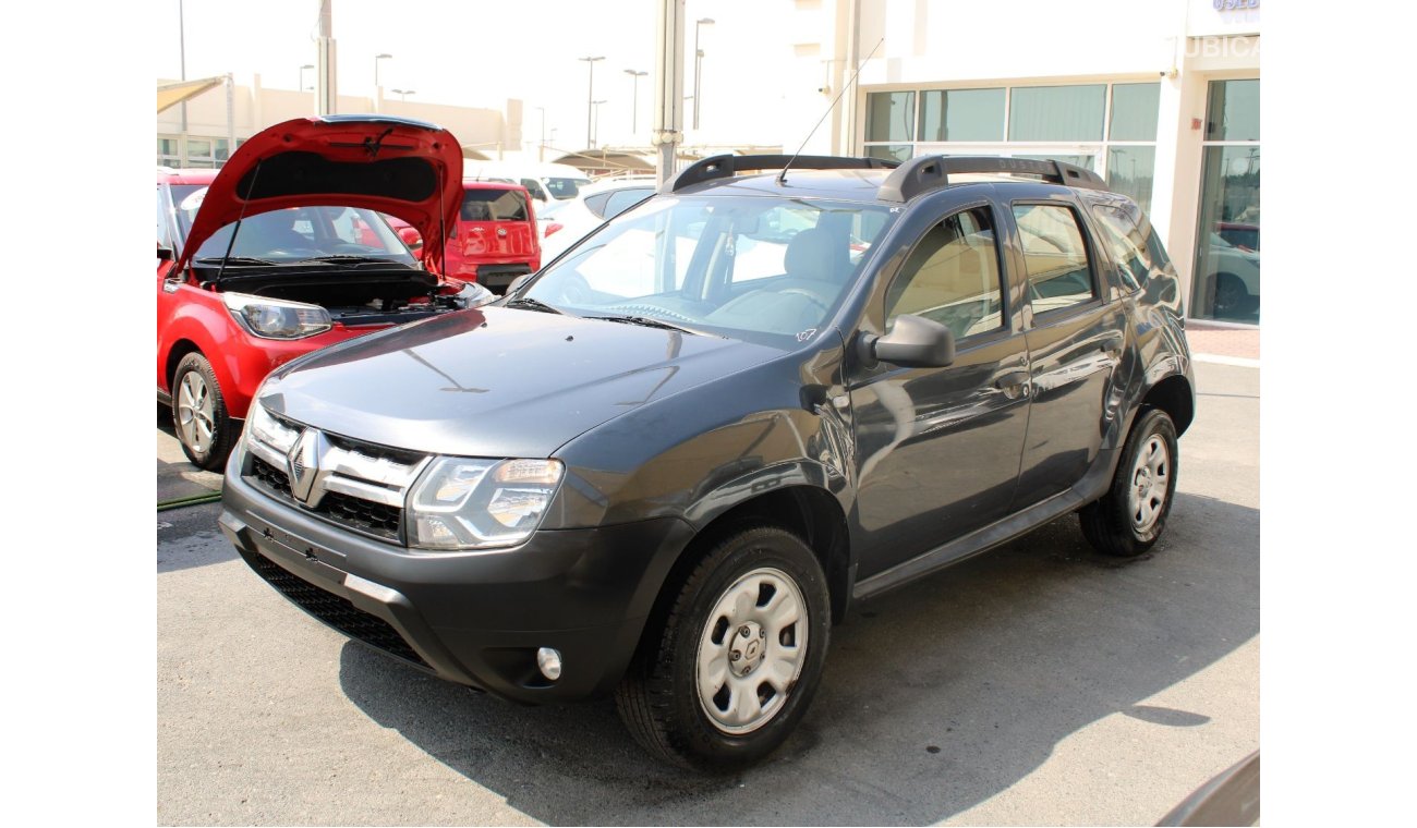 Renault Duster PE ACCIDENTS FREE - GCC - ORIGINAL PAINT - CAR IS IN PERFECT CONDITION INSIDE OUT