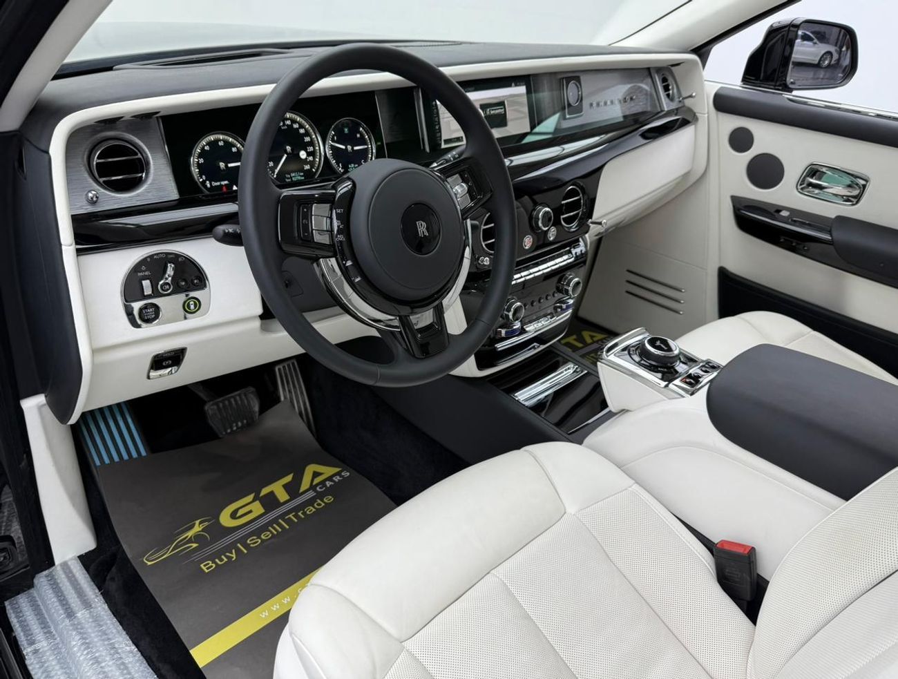 رولز رويس فانتوم 2024 Rolls Royce Phantom Series 2, Brand New, April/2028 Rolls Royce Warranty + Service Contract, GC