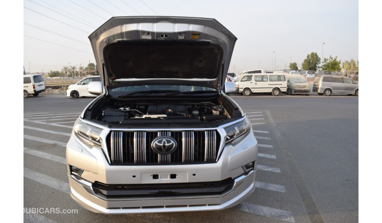 تويوتا برادو Toyota prado RHD Diesel engine model 2018 car very clean and good condition