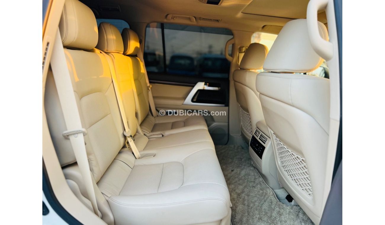 تويوتا لاند كروزر