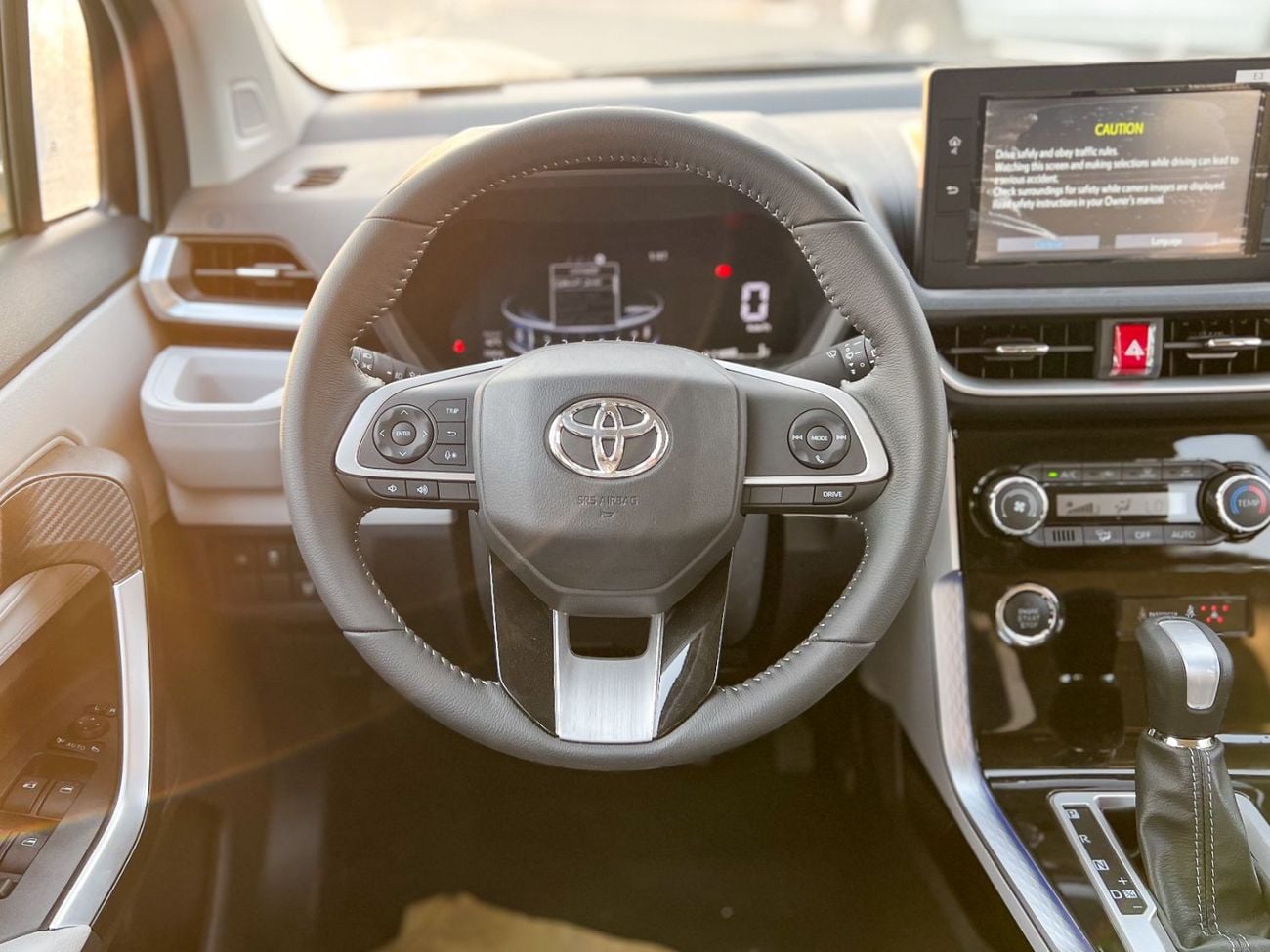 تويوتا فيلوز GX - EXPORT ONLY - Toyota Veloz G 1.5L
