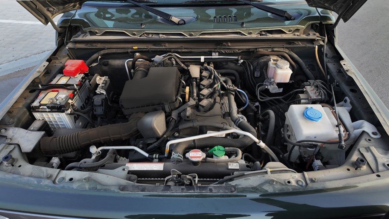 Suzuki Jimny 1.5L GLX (A/T)