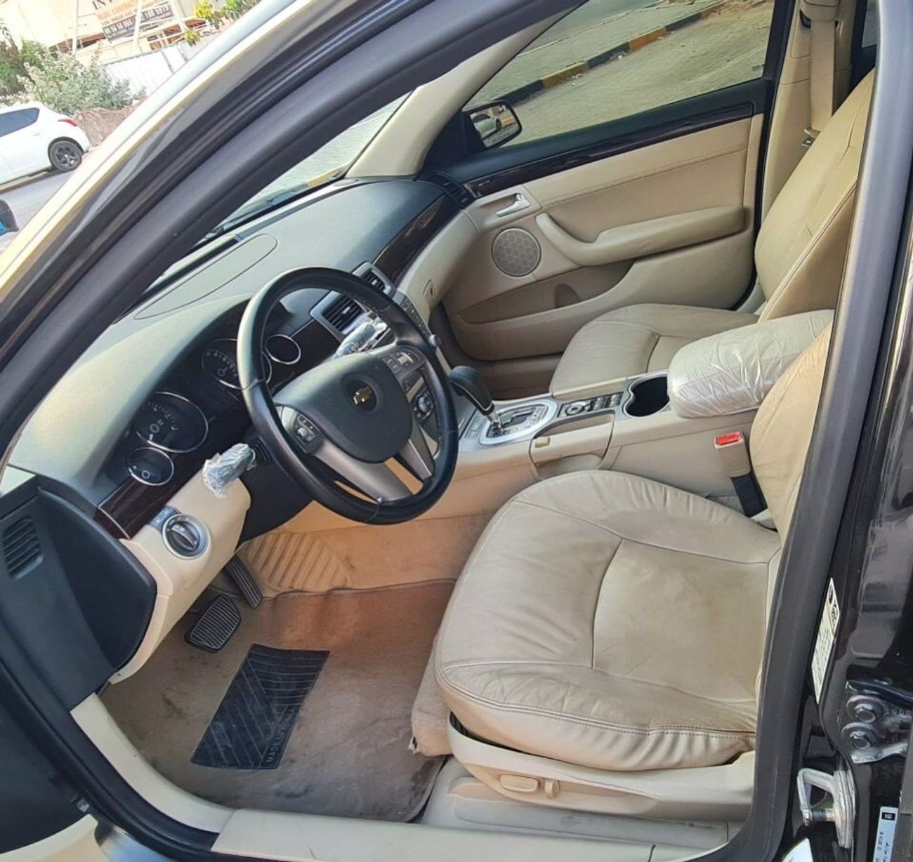 Chevrolet Caprice CHEVROLET CAPRICE LTZ GCC FULL OPTION 2012