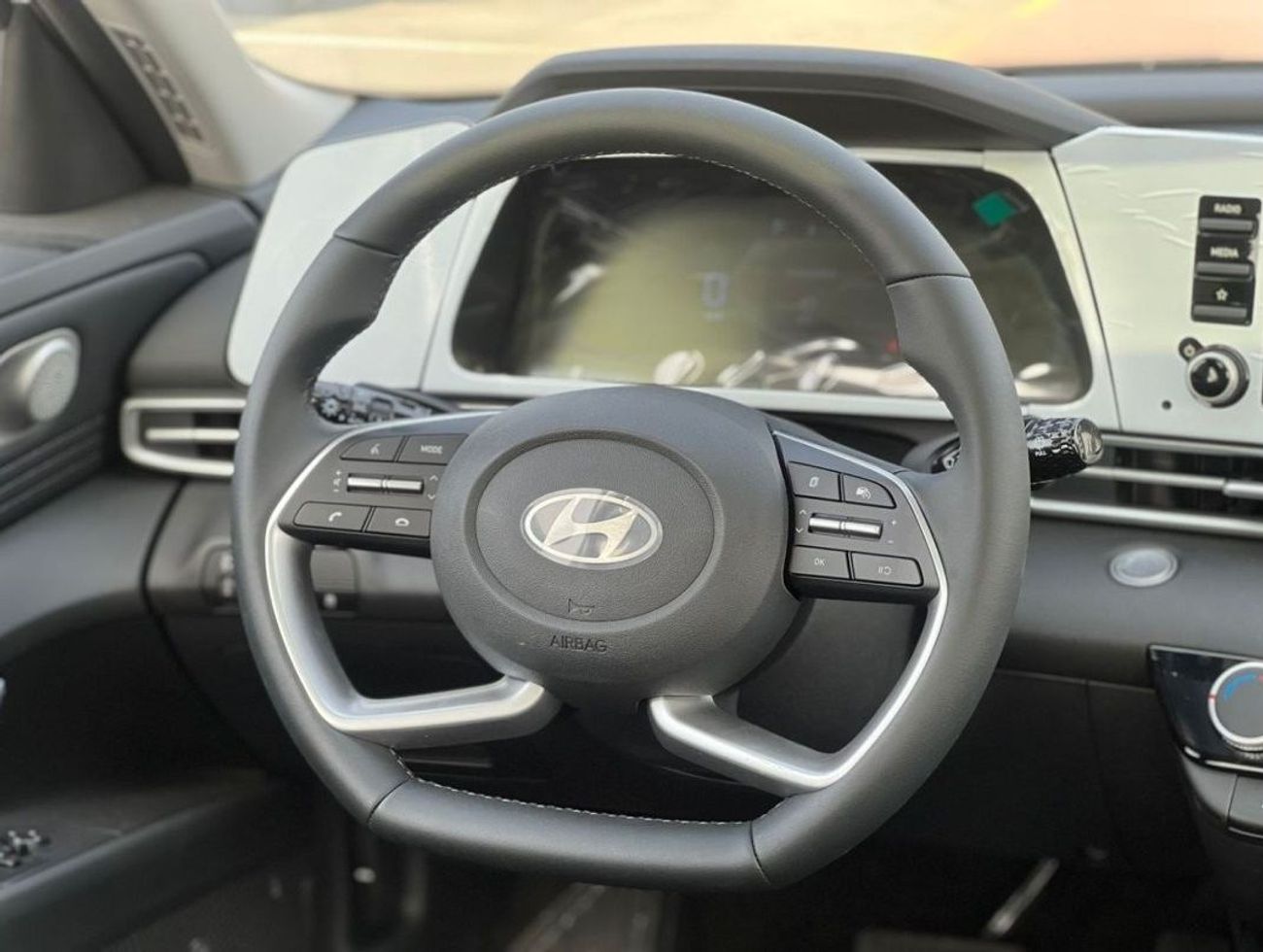 Hyundai Elantra HYUNDAI ELANTRA 1.5L ELITE GLX FULL OPTION MODEL 2025