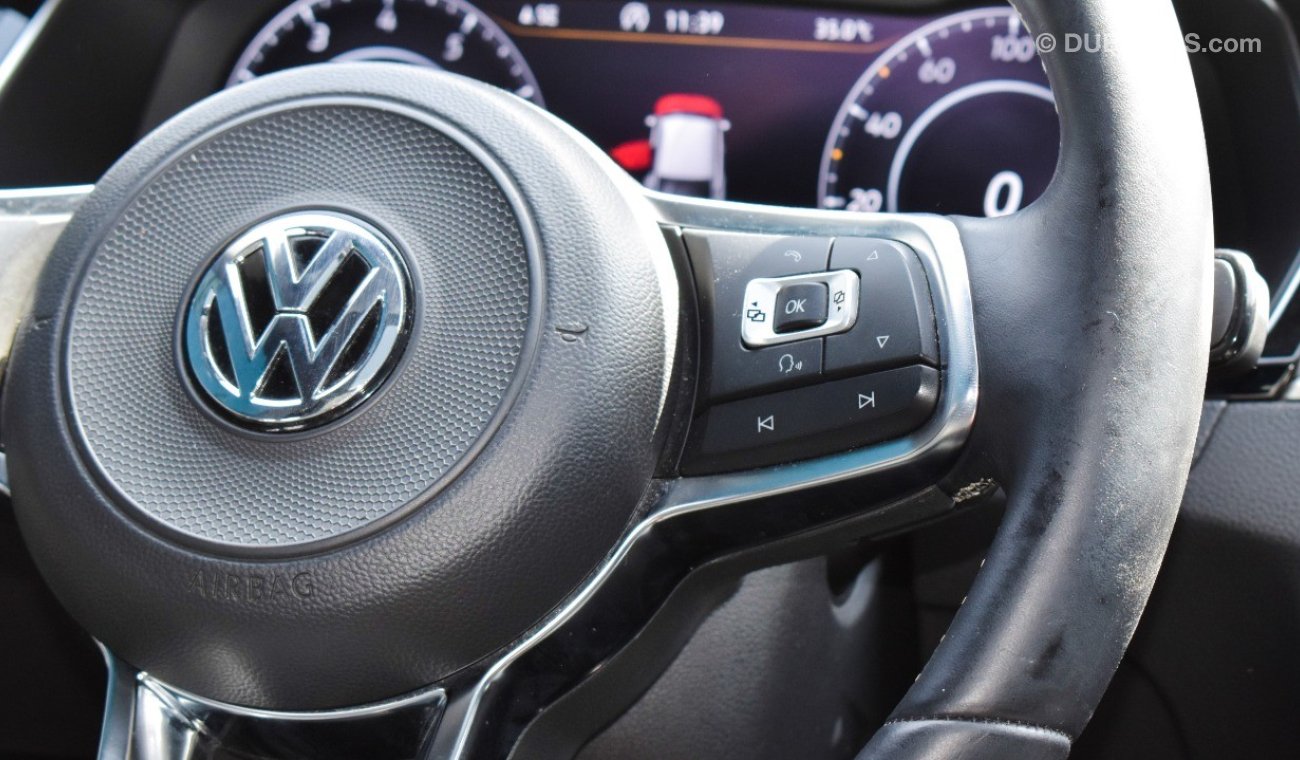Volkswagen Arteon Arteon R Line Gcc under warranty to 2023