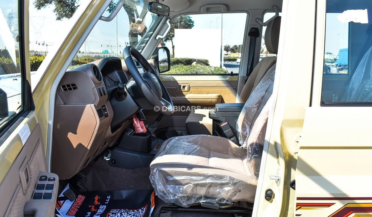 Toyota Land Cruiser 70 4.0L V6 Petrol M/T