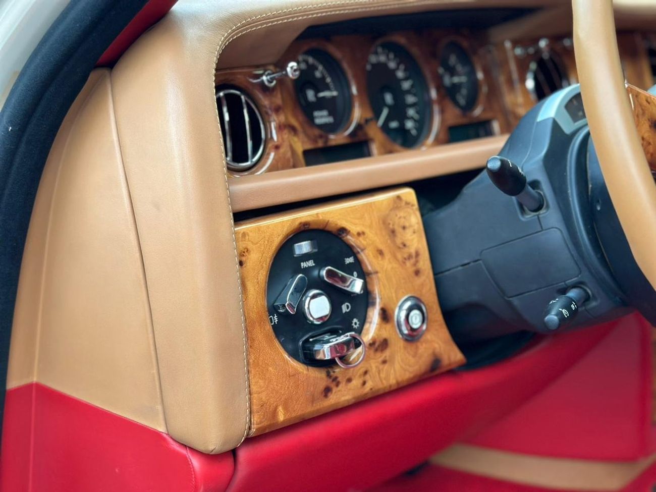 رولز رويس فانتوم 2007 | GCC Specs | V12 6.75L | Mansory Rims | Ultra Luxury | Timeless Design | Powerful V12