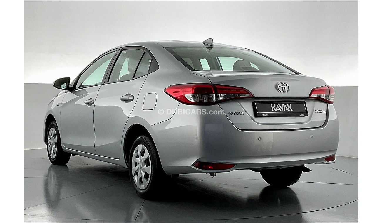 تويوتا يارس SE / E