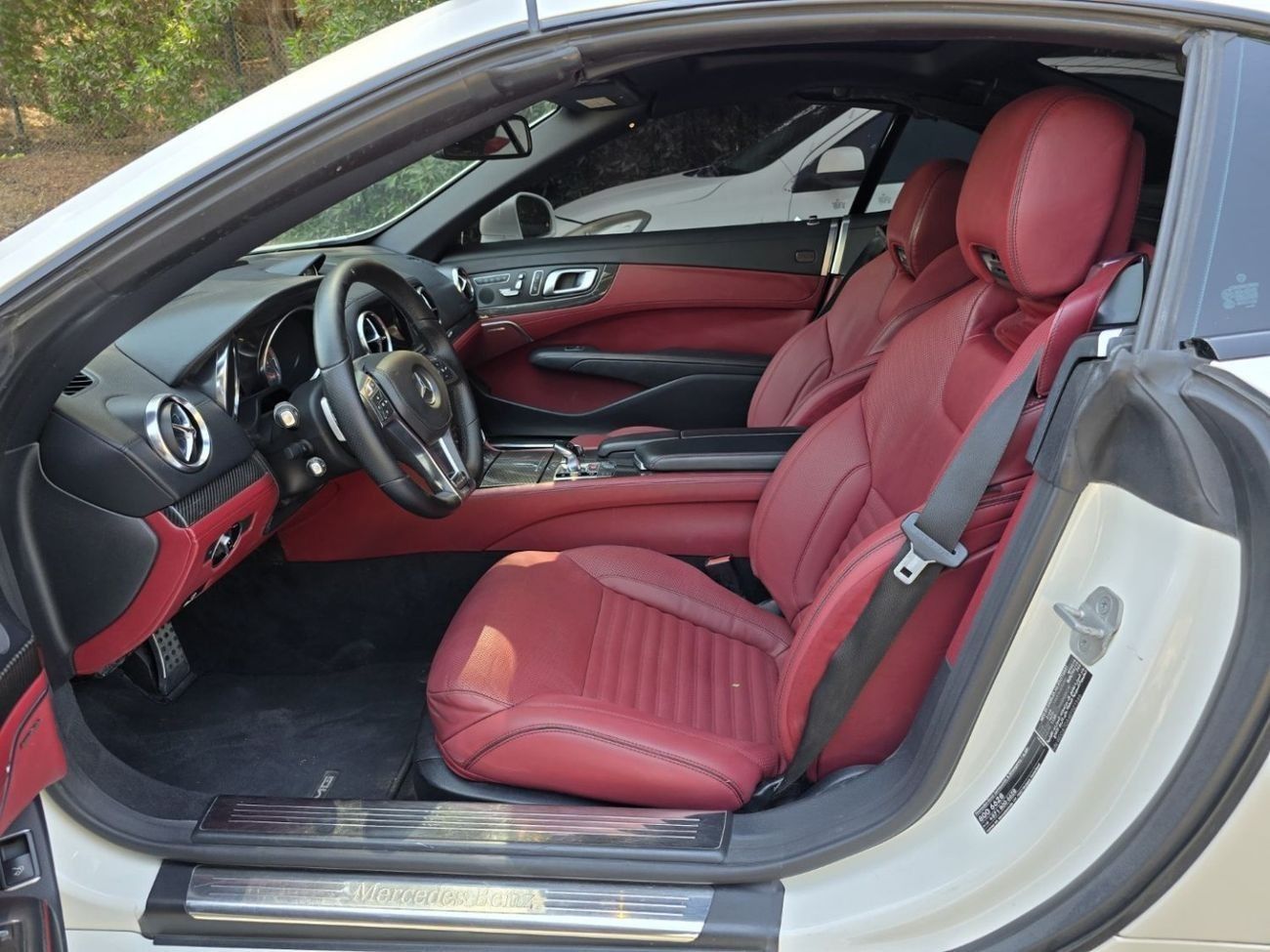 Mercedes-Benz SL 500 Std 4.7L MERCEDES SL-500 2014 GCC ORGINAL PAINT // ACCIDENT FREE // PERFECT CONDITION