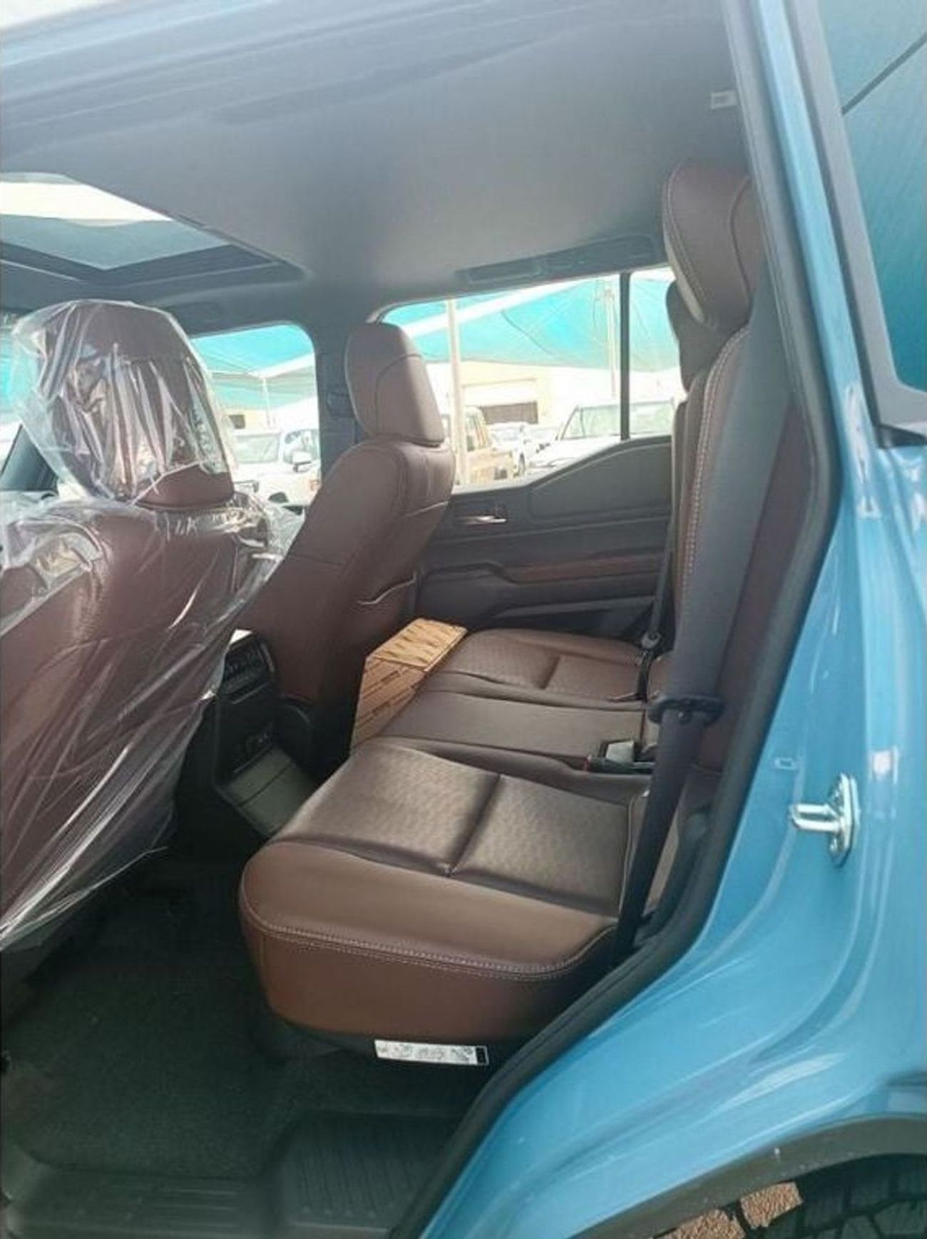 تويوتا برادو VXR Adventure 2 Tone 2.8L DSL 2025YM