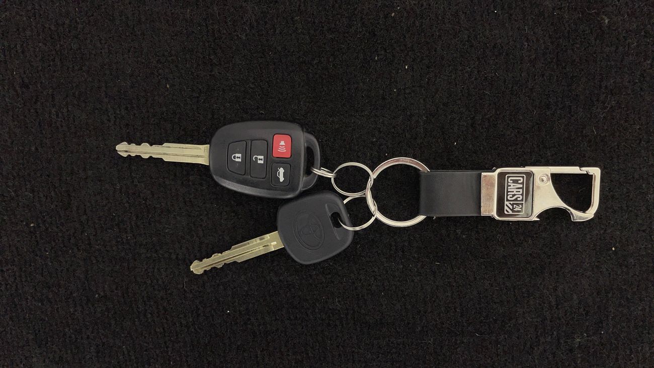 Toyota Corolla SE 1.6 | Zero Down Payment | Free Home Test Drive