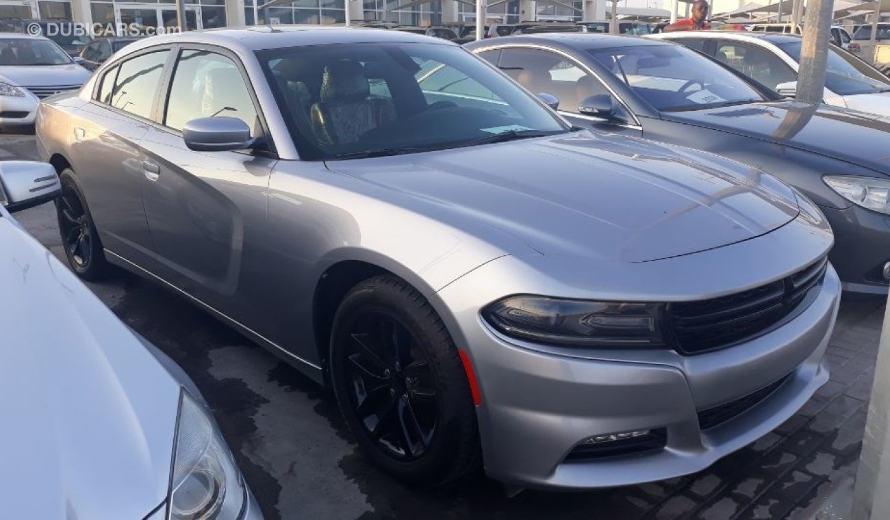 Dodge Charger 2015 Gulf specs full options clean car in excellent condition