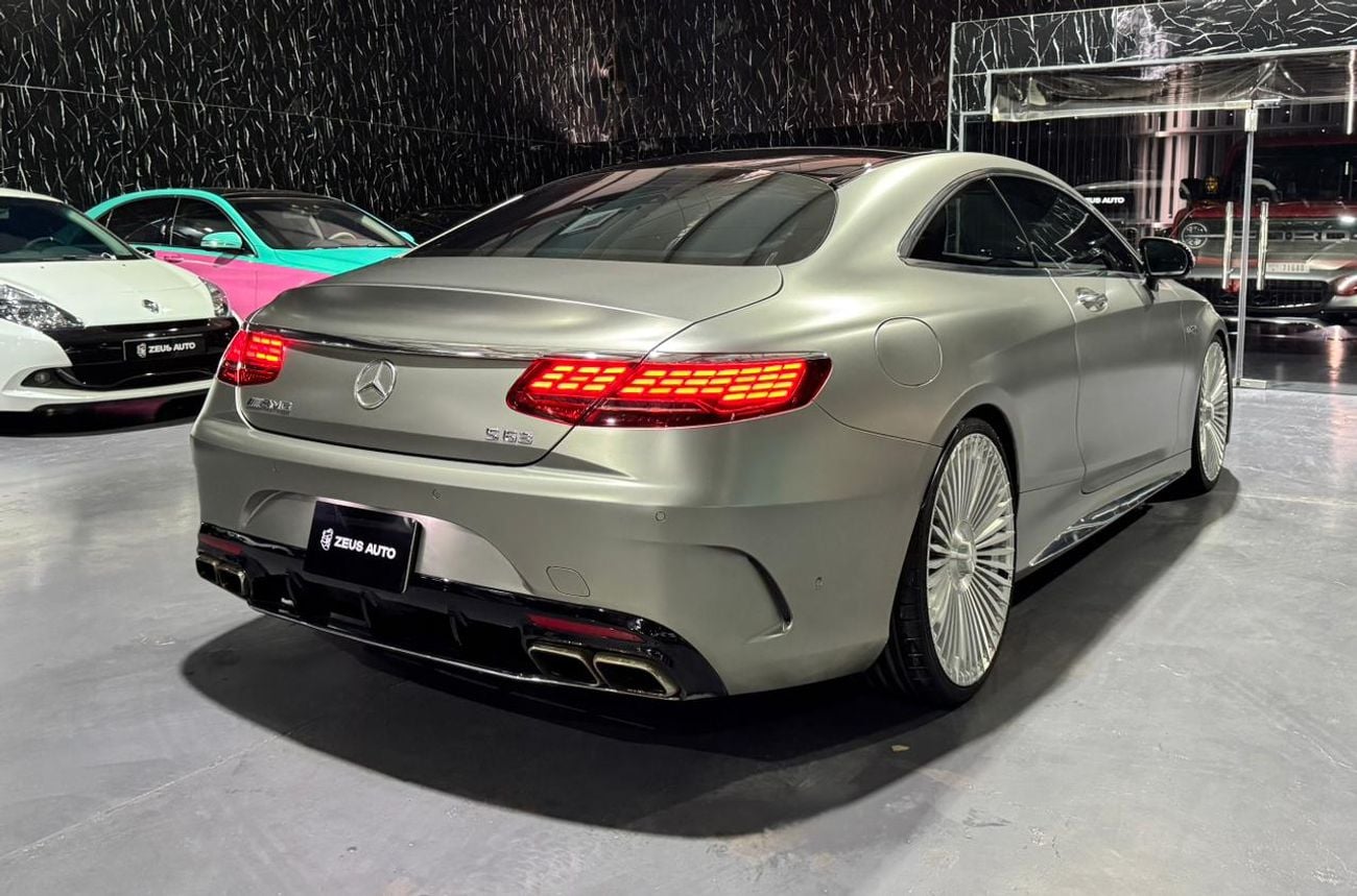 Mercedes Benz S63 AMG 5.5 L V8