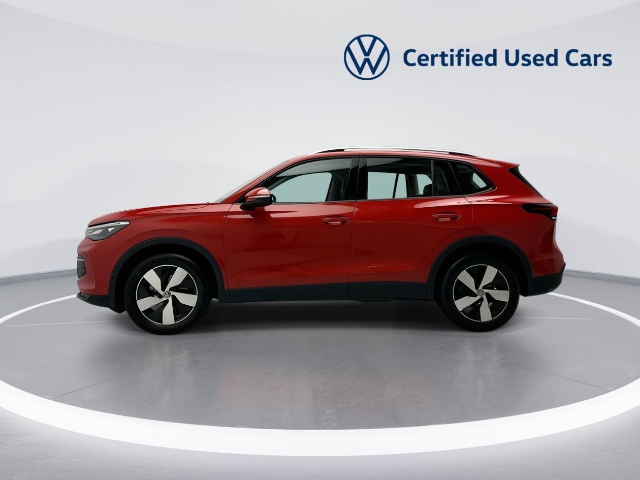 Volkswagen Tiguan Tiguan Life + Fabric Seats (Ref#31265) - 33,100 AED SAVINGS from New Car