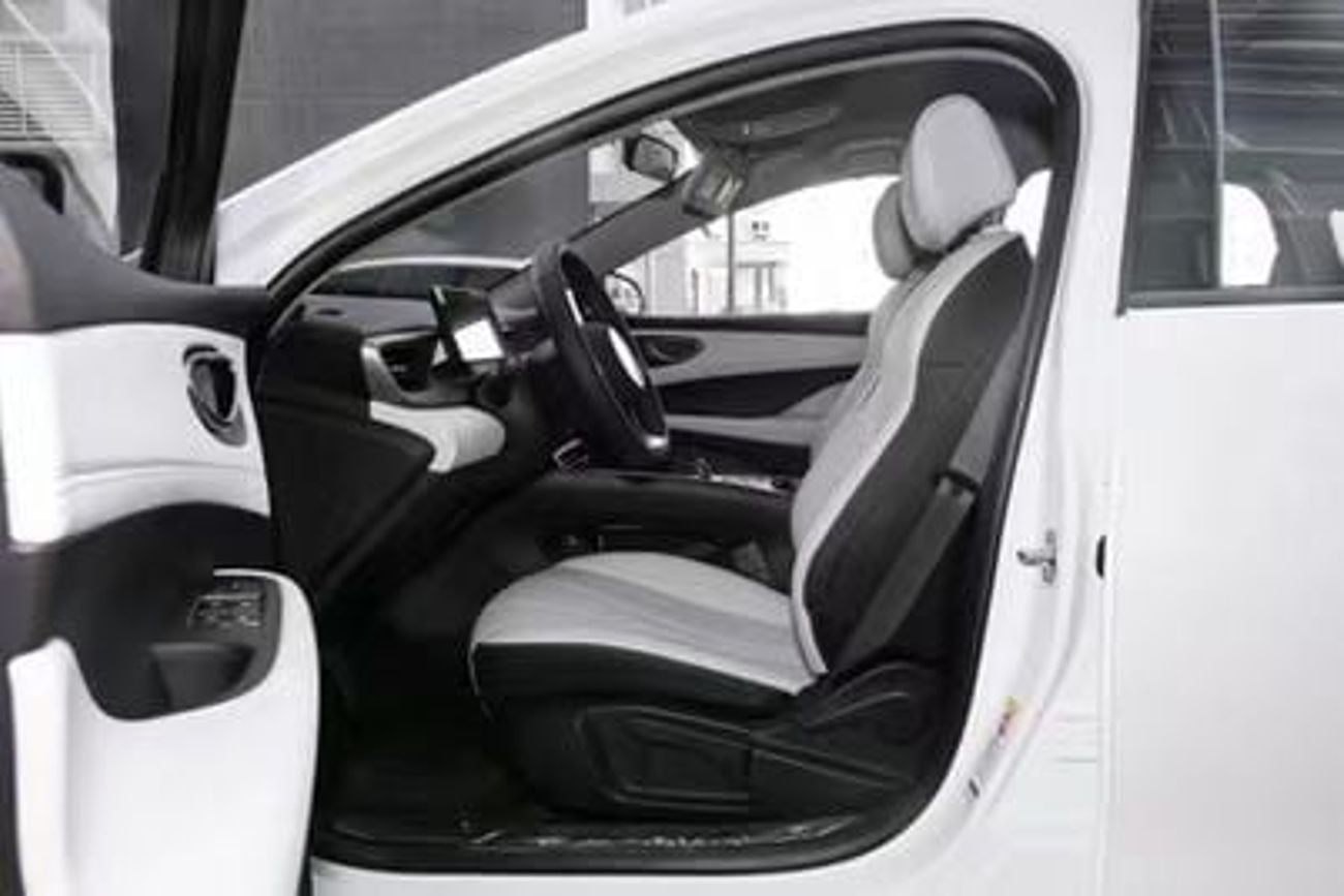 BYD Seal 05 Luxury